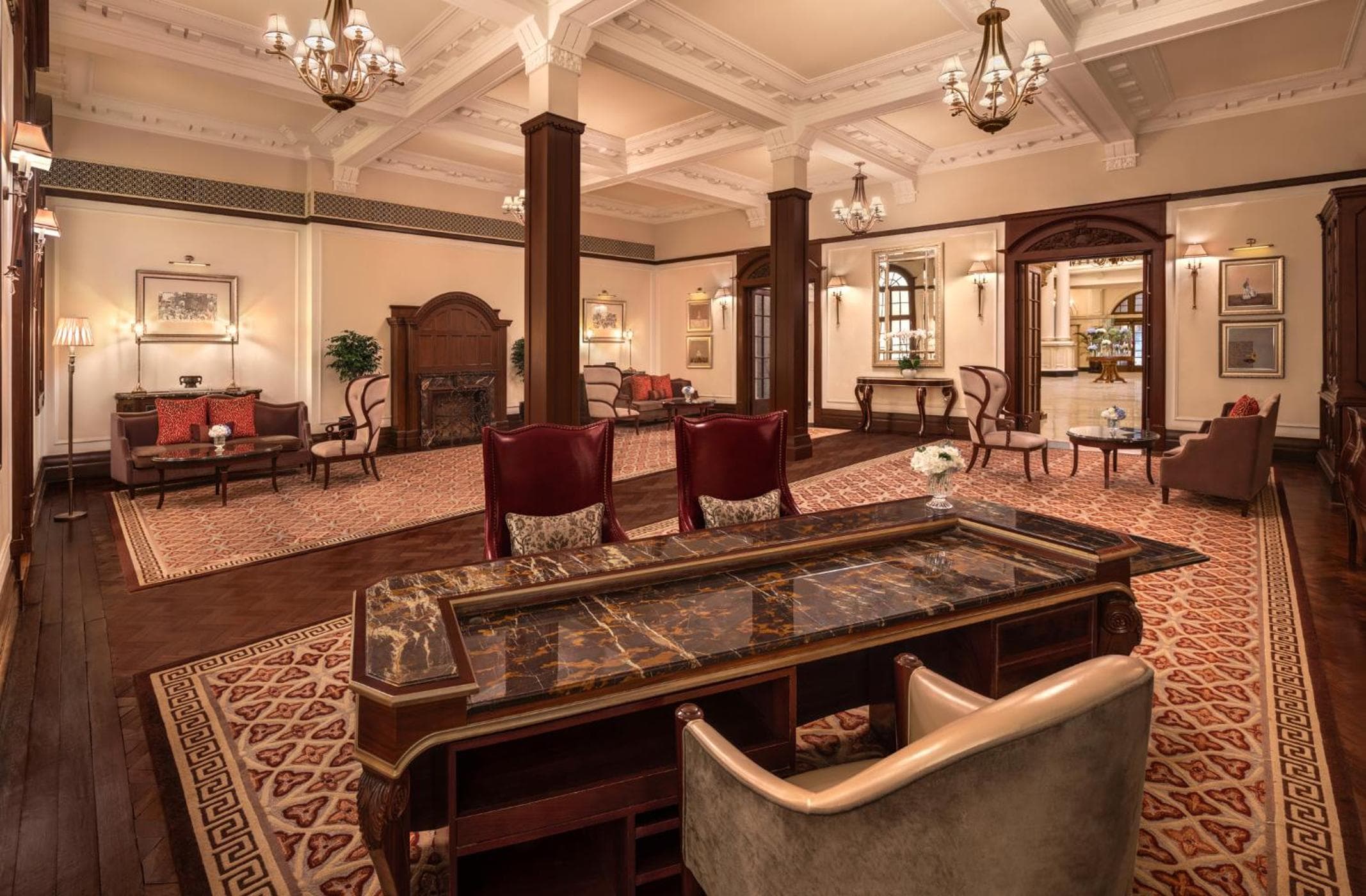 Waldorf Astoria Shanghai on the Bund 5