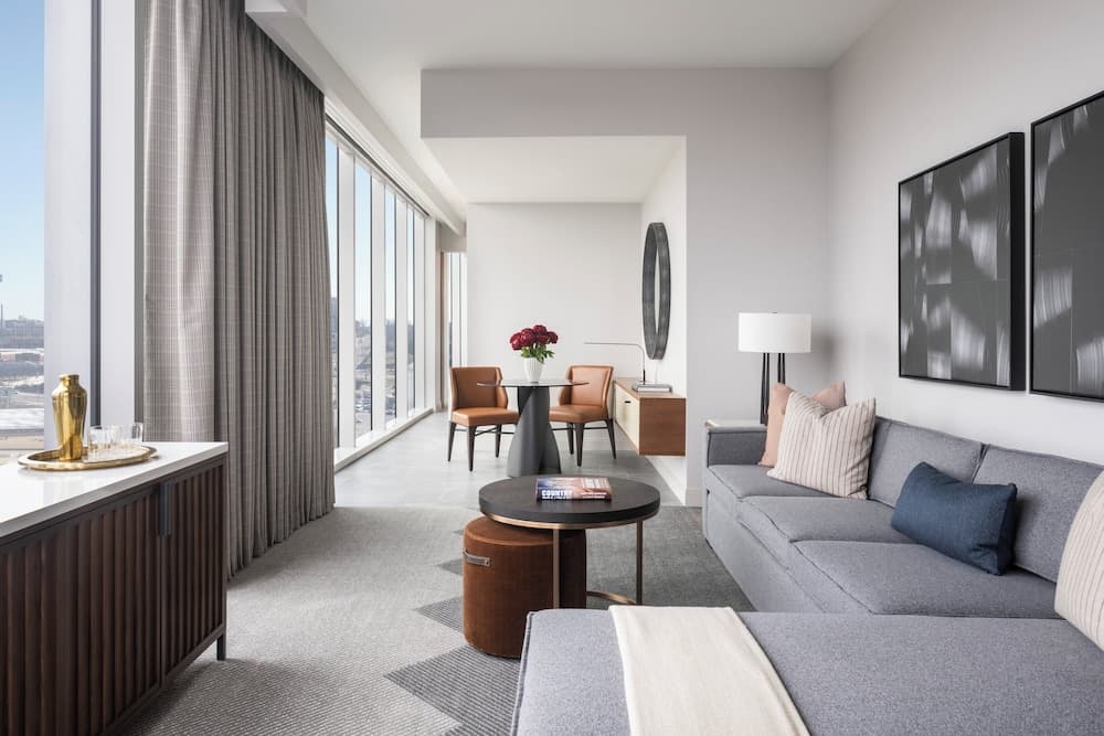 Four Seasons Nashville 5